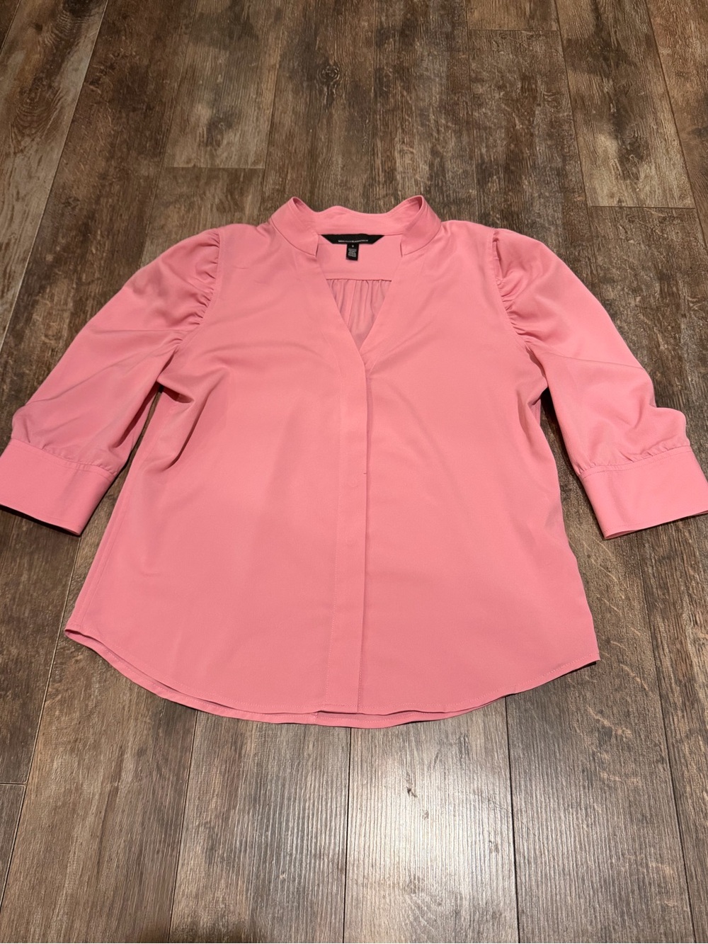 White House Black Market Rose Pink V-Neck 3/4 Sleeve Blouse